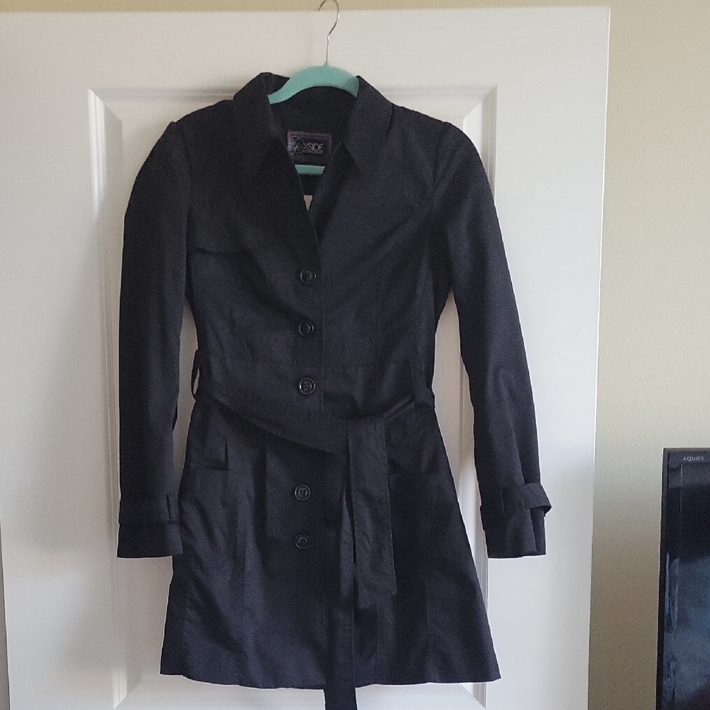 Women's Black Trench Coat SIZE Medium